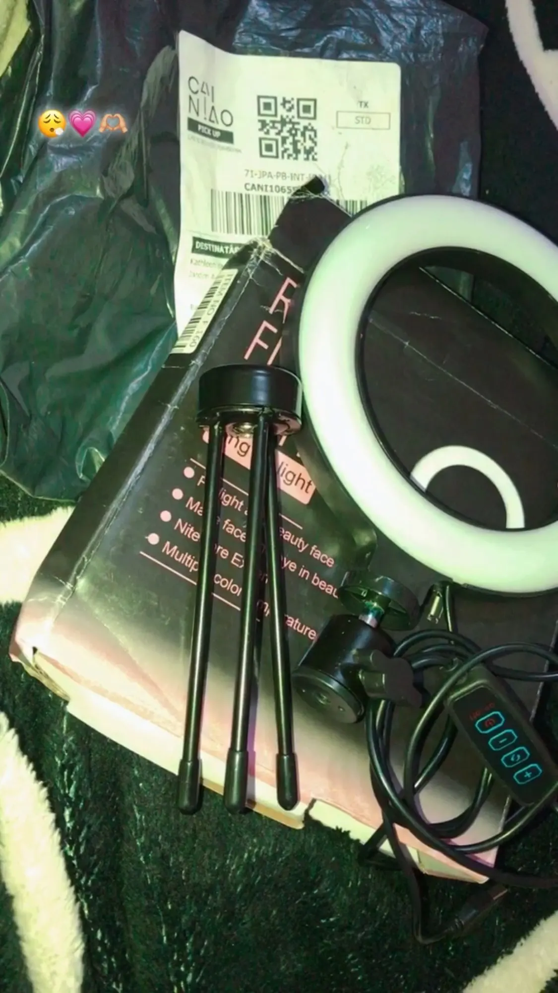 Ring Light Led Mesa Iluminador Pequena 6 Polegada IZELIGHT photo review