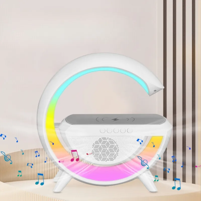 Caixa de Som Luminária Multifuncional 6 em 1 Caixa de Som Luminária Multifuncional 6 em 1