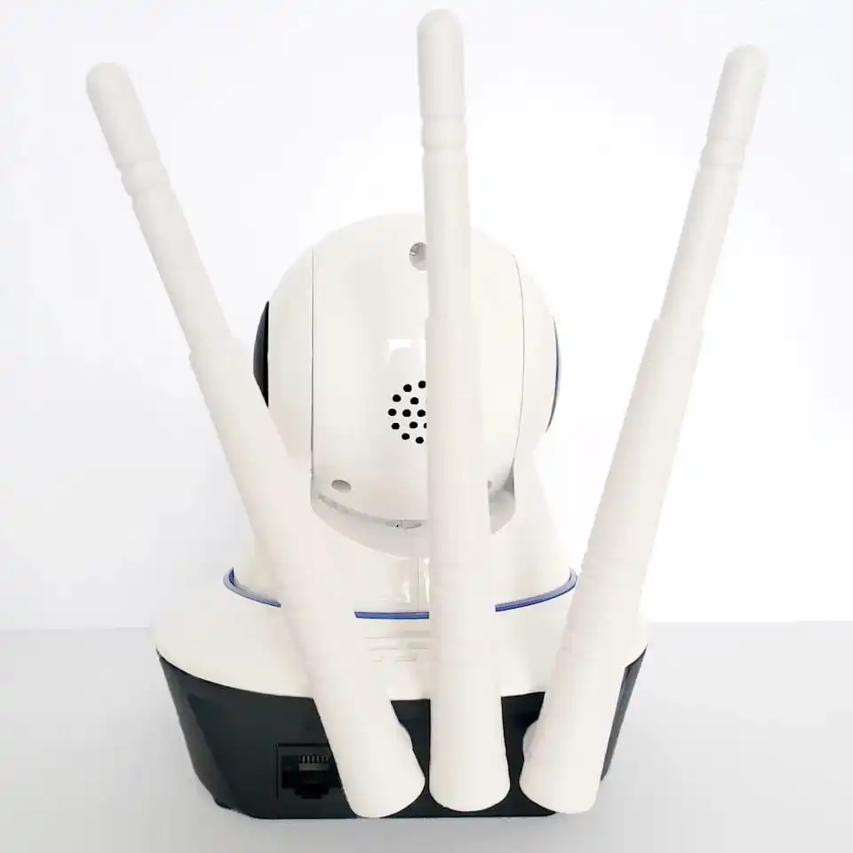 Câmera Robô 3 Antenas Ip Wifi Rotação 360º IZESECURE Câmera Robô 3 Antenas Ip Wifi Rotação 360º IZESECURE