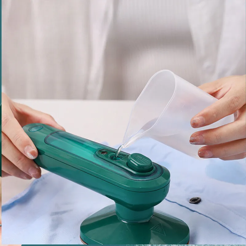 Mini Ferro de Passar a Vapor Portátil IZESmooth Mini Ferro de Passar a Vapor Portátil IZESmooth