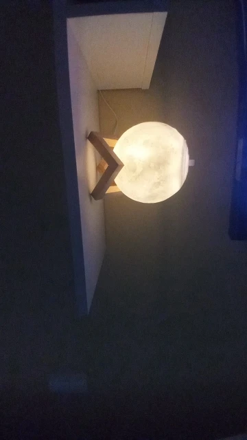 Umidificador e Luminária Lua Cheia 3D IZEMistLight photo review
