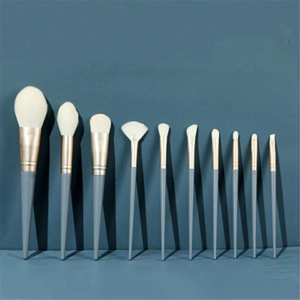 Kit 10 Pincéis Profissionais IZEBlend Beauty Kit 10 Pincéis Profissionais IZEBlend Beauty