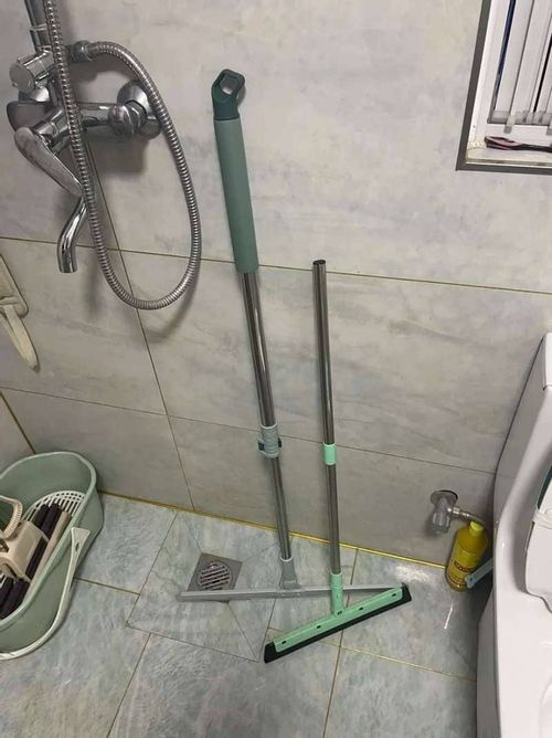 Rodo Mágico IZEMAGIC - Dupla Função Varre e Puxa Água Sem Pano photo review