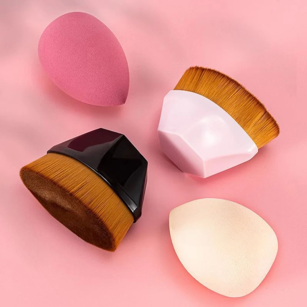 conjunto-pincel-de-maquiagem-para-base-alta-qualidade-7.webp Conjunto Pincel de Maquiagem Para Base Alta Qualidade IZESHOP