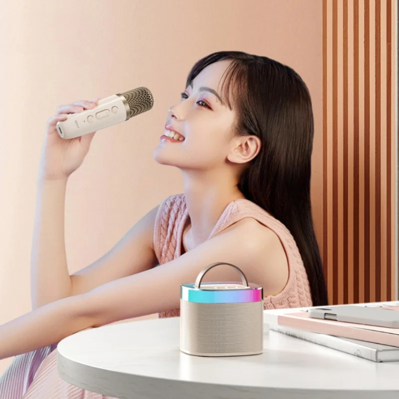 mini-karaoke-bluetooth-izesound-portable-10.webp Mini Karaokê Bluetooth IZESOUND PORTABLE IZESHOP