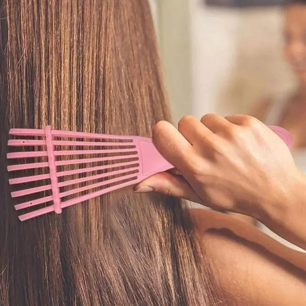 pente-escova-polvo-modeladora-izestyle-curl-7.webp Pente Escova Polvo Modeladora IZESTYLE CURL IZESHOP