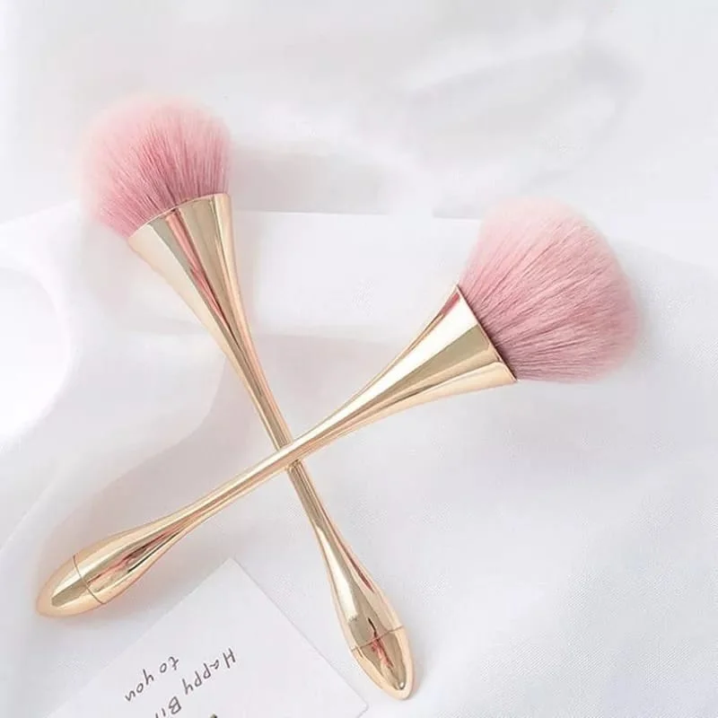 pincel-maquiagem-largo-izesoft-blend.webp Pincel Maquiagem Largo IZESOFT BLEND IZESHOP