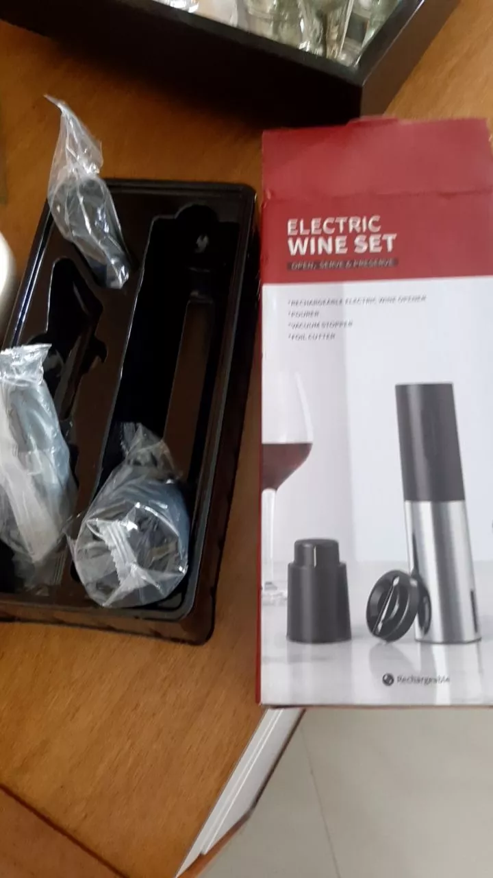 Abridor de Garrafa Elétrico USB Recarregável IZEOPENER PRO photo review