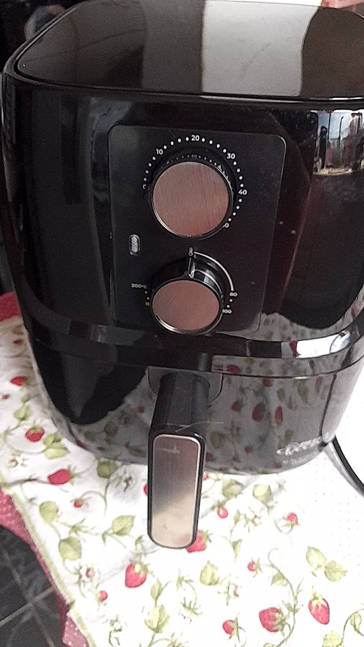 Air Fryer Britânia 3L 1300W Antiaderente IZECOOK PRO photo review