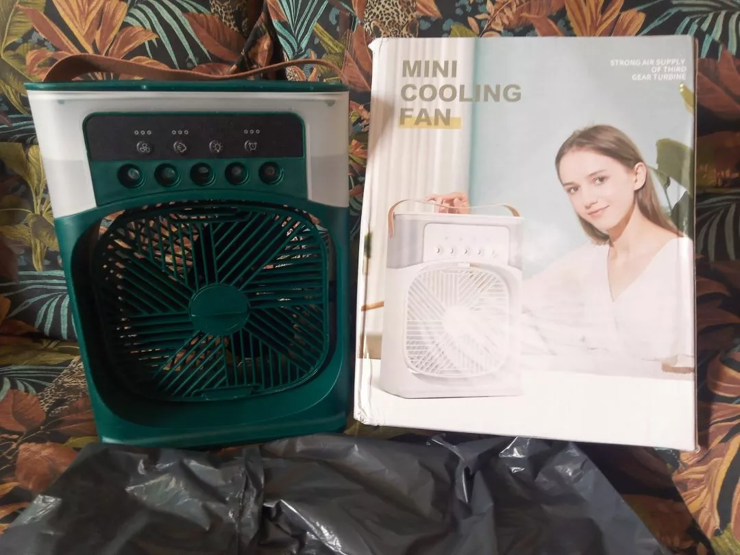 Mini Ventilador Umidificador USB LED IZECOOL COMPACT photo review