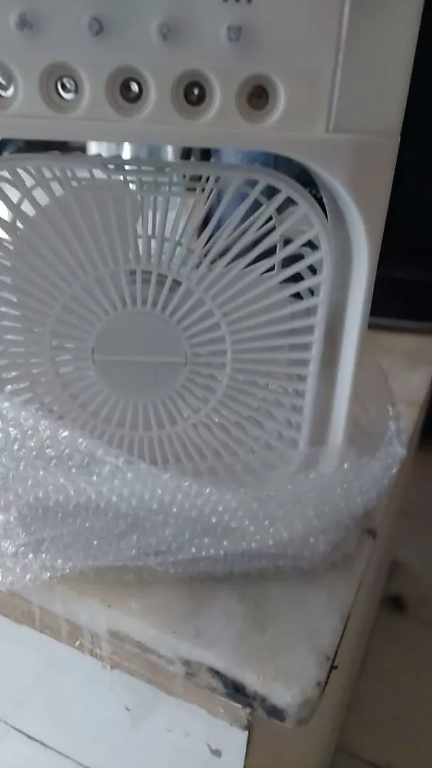 Mini Ventilador Umidificador USB LED IZECOOL COMPACT photo review