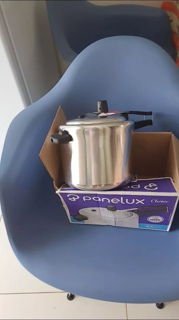 Panela de Pressão Alumínio Polido 4,5L Baquelite IZEFAST COOK photo review