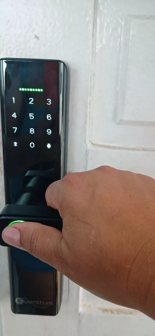 Fechadura Eletrônica Digital Biometrica Senha Kuanttum IZESAFE LOCK photo review