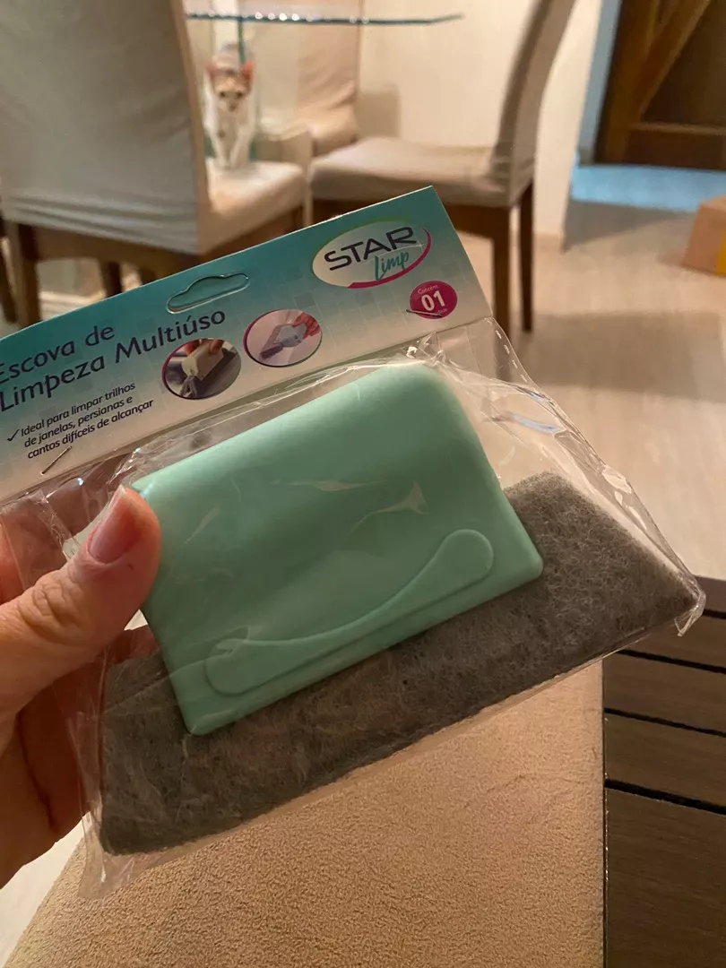 Escova de Limpeza para Trilhos e Cantos Microfibra Pegador Plástico IZECLEAN FIX photo review