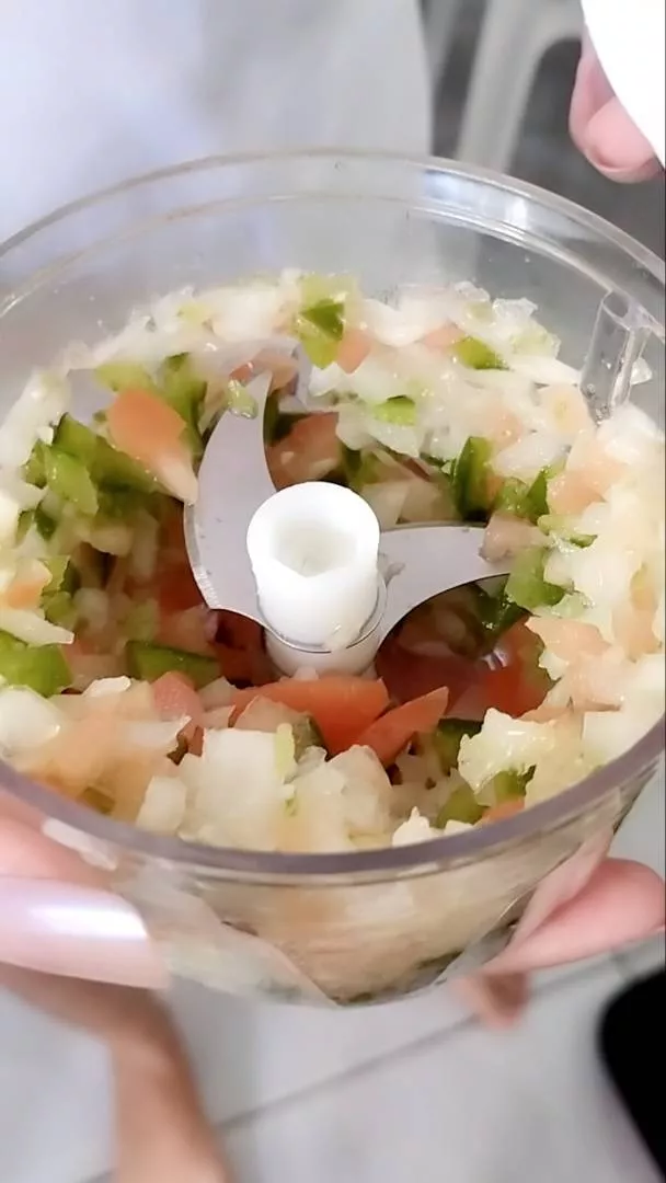 Mini Processador de Alimentos 250ml Sem Fio Portátil IZECHOPPER PRO photo review