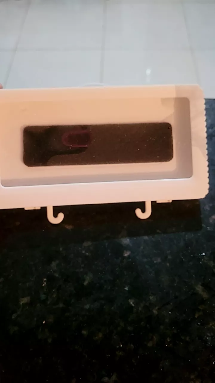 Suporte de Celular à Prova D’Água para Banheiro e Cozinha, Sensível ao Toque, Instalação Sem Furos IZESAFE TOUCH photo review
