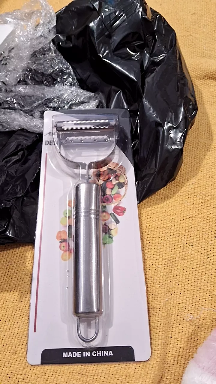 Descascador de Legumes e Frutas Inox Dupla Lâmina Ergonômico IZECHEF PRO photo review