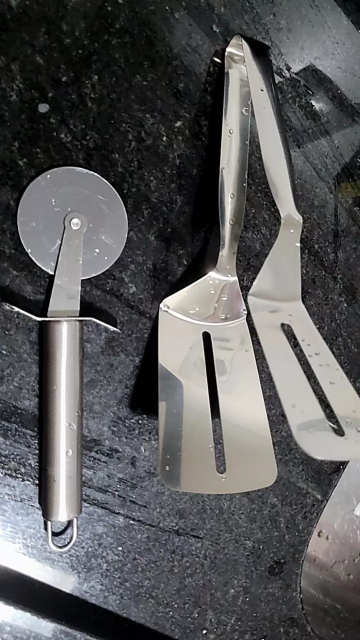 Pinça Pegadora Dupla em Inox Articulada para Churrasco, Hambúrguer e Panqueca IZEGRIP FLEX photo review