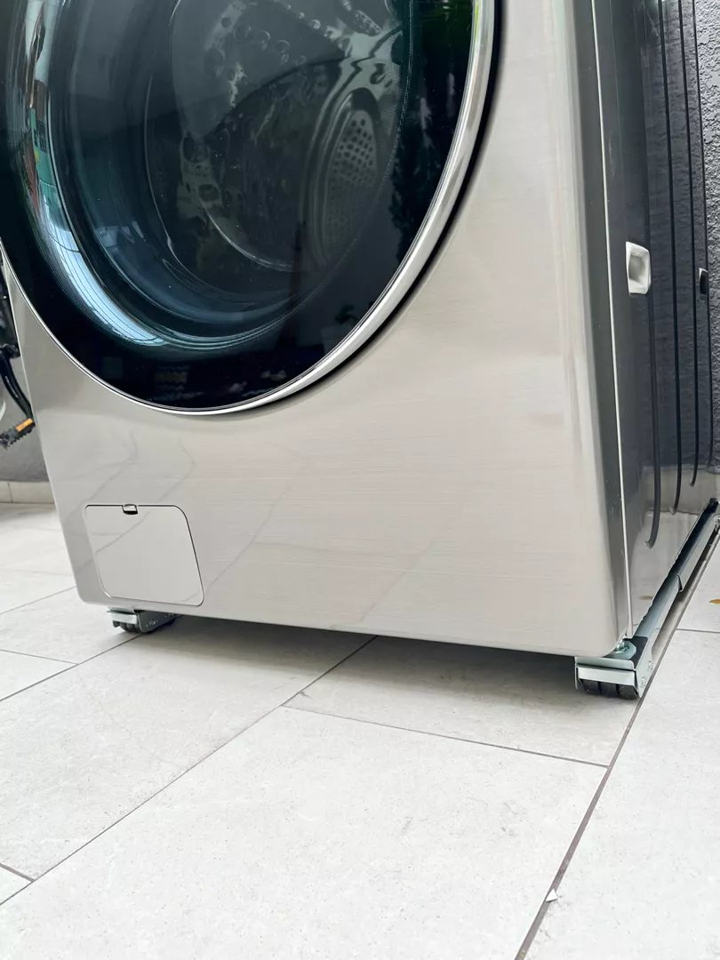 Suporte Com Rodinhas Ajustável Para Geladeira, Fogão E Máquina De Lavar Até 200kg, Freio E Base Antiderrapante IZELOAD PRO photo review