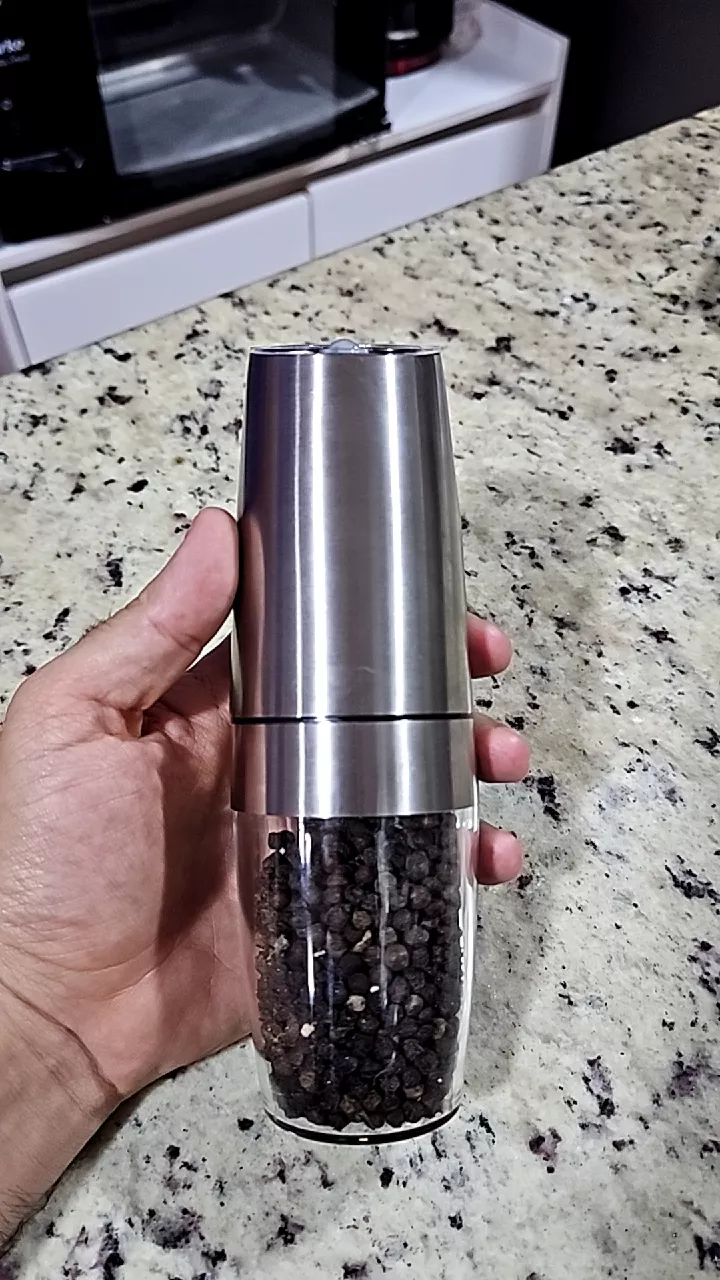 Moedor Elétrico de Pimenta e Sal Automático com Sensor LED, Ajuste de Moagem Fina ou Grossa, Portátil IZEFLAVOR PRO photo review