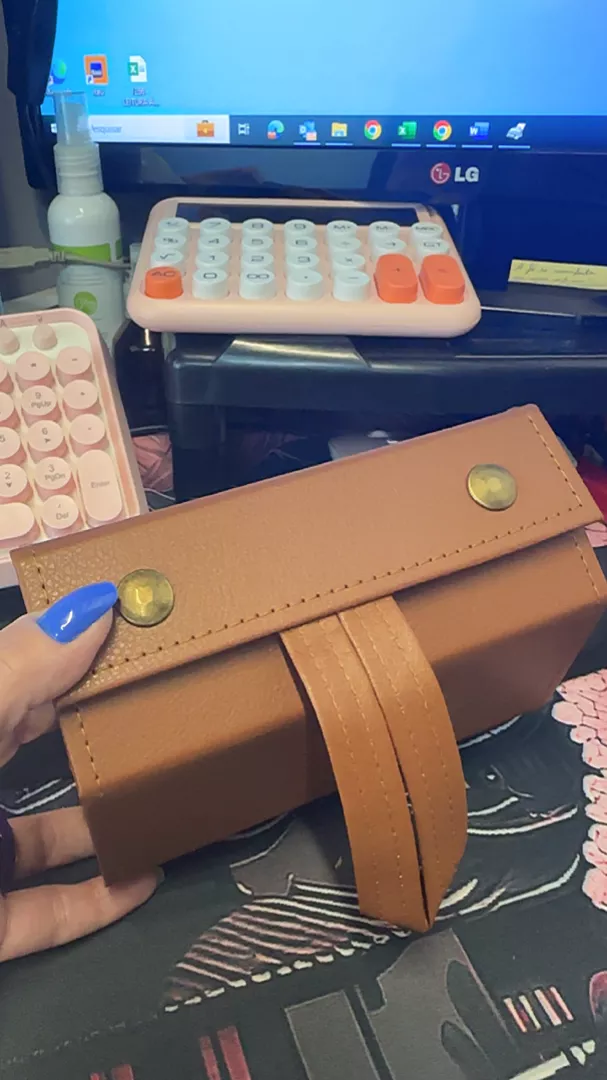 Organizador de Óculos Dobrável 3 Lugares Couro PU, Portátil e Ecológico IZECASE FOLD photo review