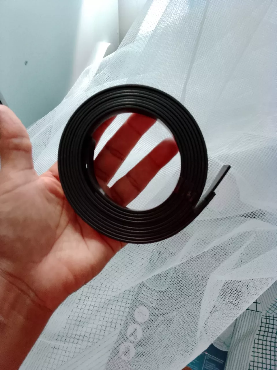 Tela Mosquiteira Magnética Ajustável para Janelas, Anti-Inseto, Fácil Instalação, PVC Resistente – IZESHIELD AIR PRO photo review