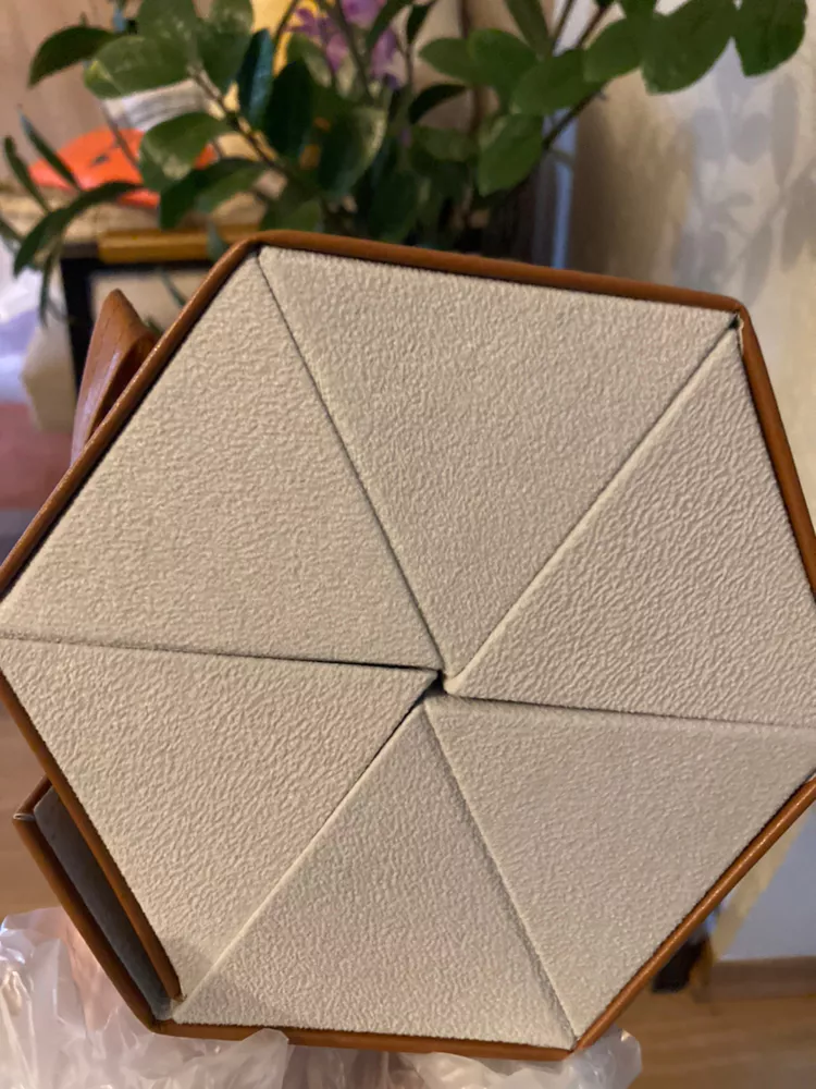 Organizador de Óculos Dobrável 3 Lugares Couro PU, Portátil e Ecológico IZECASE FOLD photo review