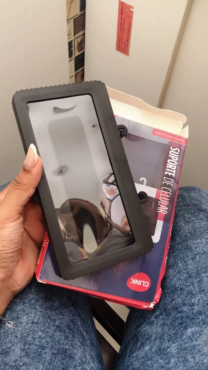 Suporte de Celular à Prova D’Água para Banheiro e Cozinha, Sensível ao Toque, Instalação Sem Furos IZESAFE TOUCH photo review