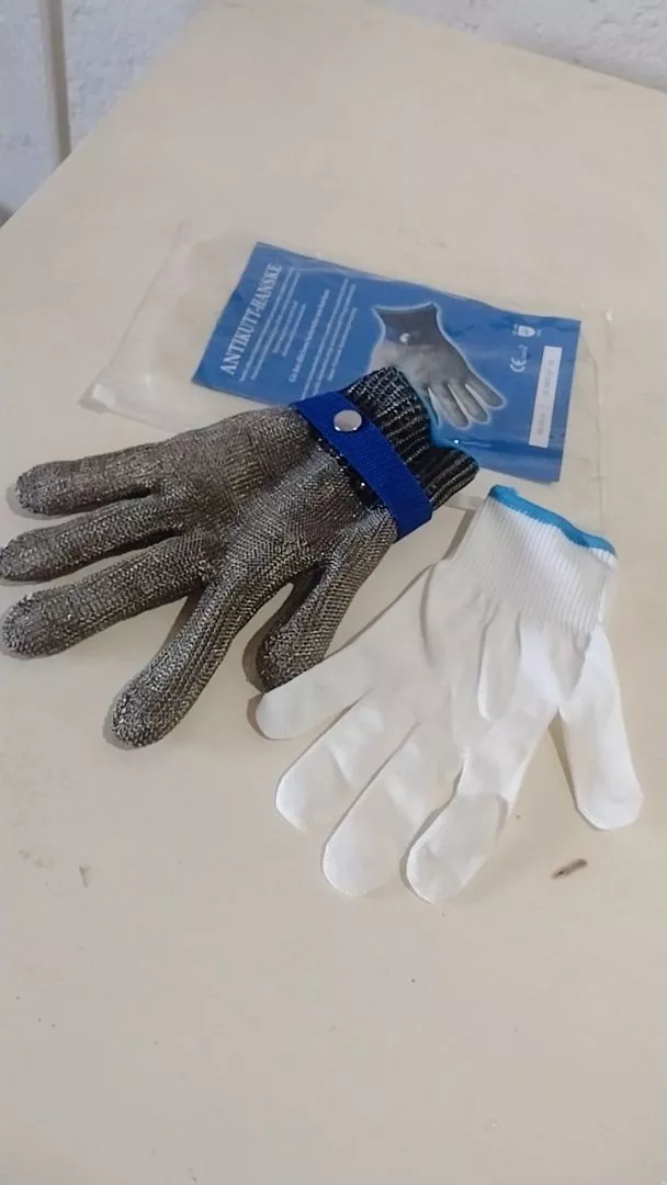 Luva Açougueiro Malha de Aço Inoxidável AntiCorte Flexível Proteção Profissional IZESECURE PRO photo review