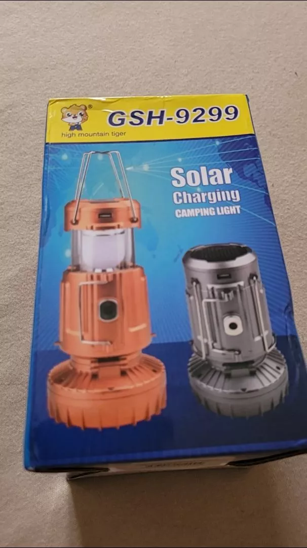 Lampião Solar Retrátil 6 LED Portátil à Prova d'Água para Camping IZEOUTDOOR POWER photo review