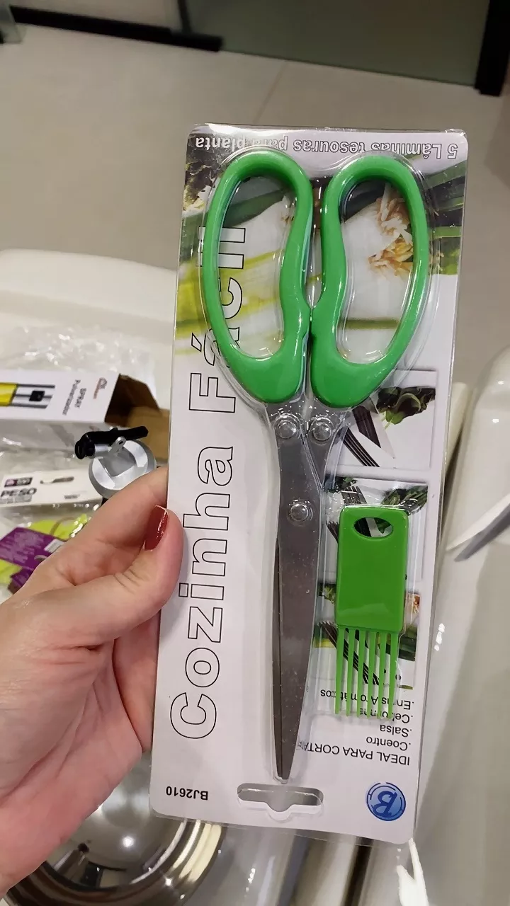 Tesoura 5 Lâminas Inox Multiuso para Cozinha, Corte Preciso de Hortaliças, Cabo Anatômico - IZECUT PRO photo review