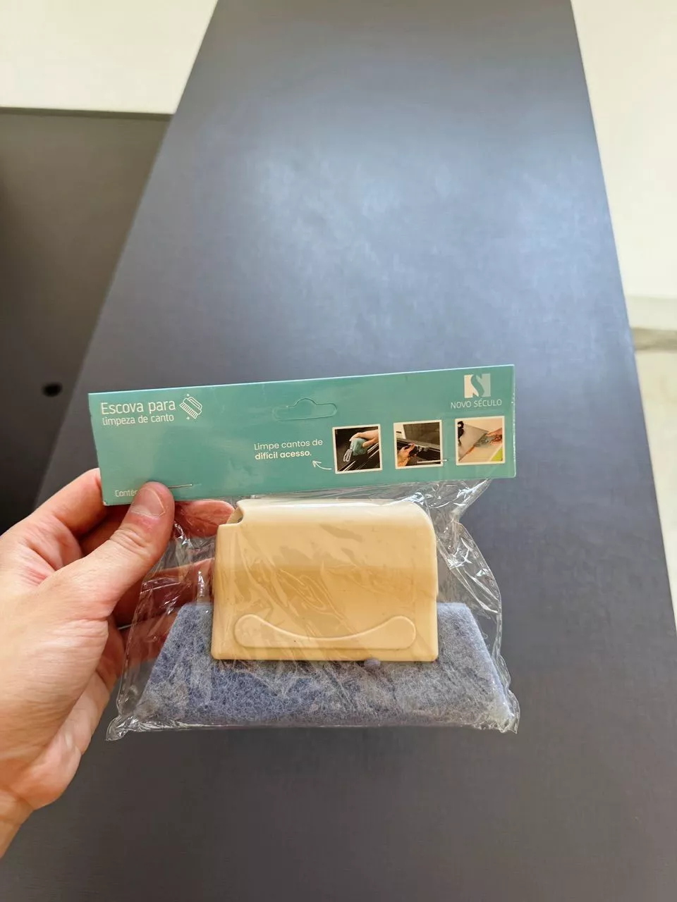 Escova de Limpeza para Trilhos e Cantos Microfibra Pegador Plástico IZECLEAN FIX photo review