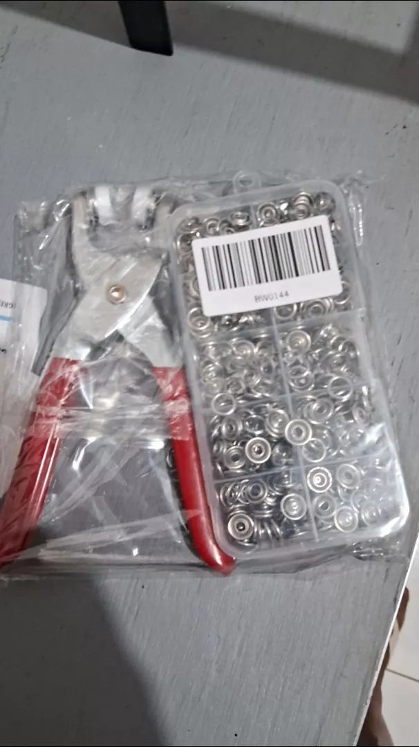 Alicate Aplicador de Botão de Pressão para Roupas de Bebê Latão Inox 150 Peças IZESNAP PRO photo review