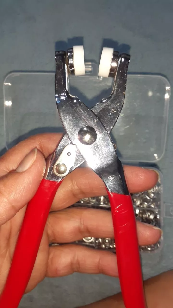 Alicate Aplicador de Botão de Pressão para Roupas de Bebê Latão Inox 150 Peças IZESNAP PRO photo review