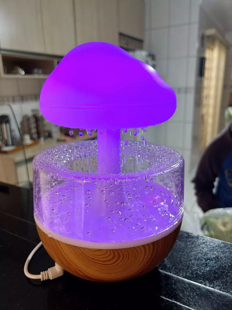Umidificador Difusor de Aroma Chuva e Nuvem, 7 Cores, Tanque 450ml, Som Relaxante, IZECOZY RAIN photo review