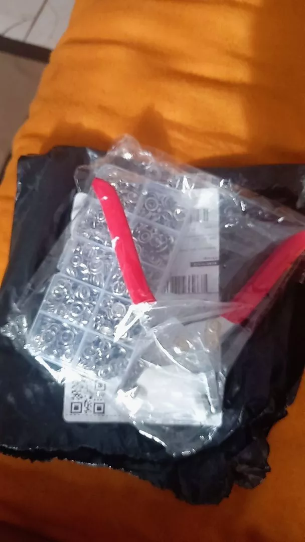 Alicate Aplicador de Botão de Pressão para Roupas de Bebê Latão Inox 150 Peças IZESNAP PRO photo review