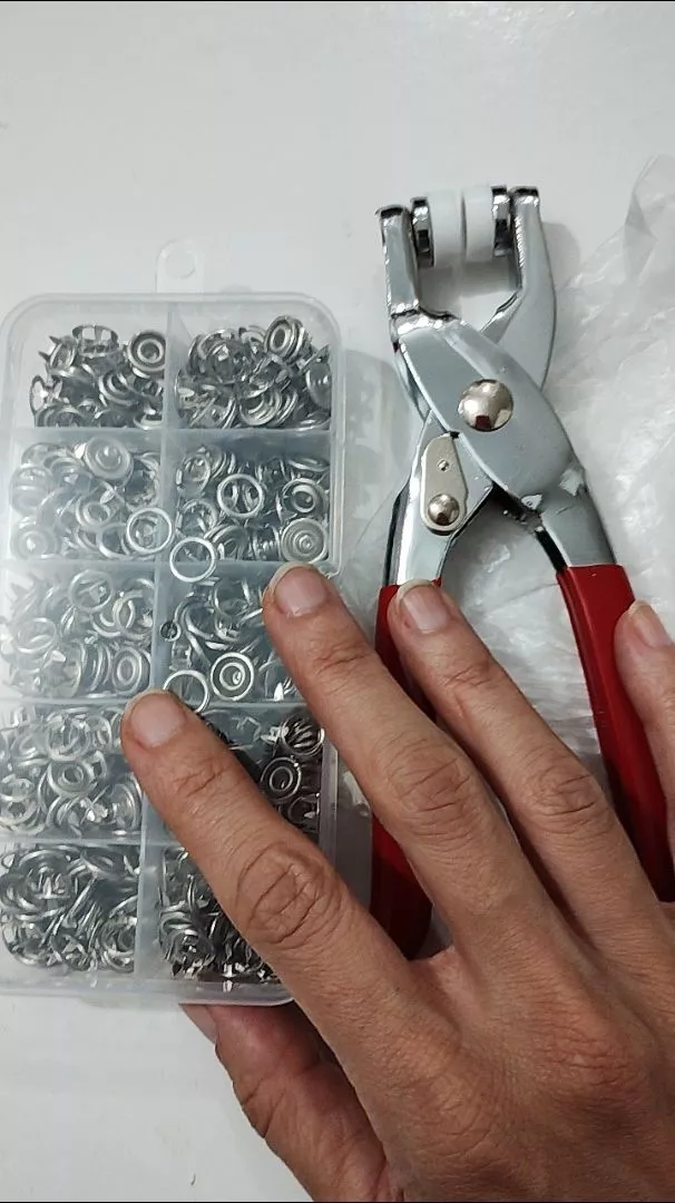Alicate Aplicador de Botão de Pressão para Roupas de Bebê Latão Inox 150 Peças IZESNAP PRO photo review