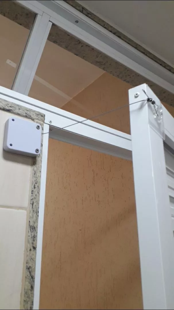 Fechador de Porta Automático com Mola de Aço, Instalação Fácil, Para Ambientes Internos e Externos IZELOCK PRO photo review