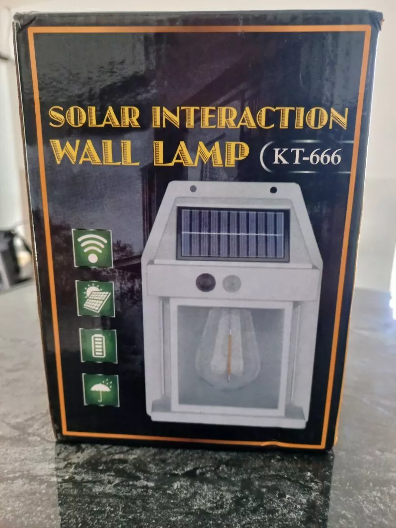 Luminária Solar com Sensor de Movimento, 3 Modos de Iluminação, LED, Bateria de Lítio IP65 IZESAFE LIGHT photo review