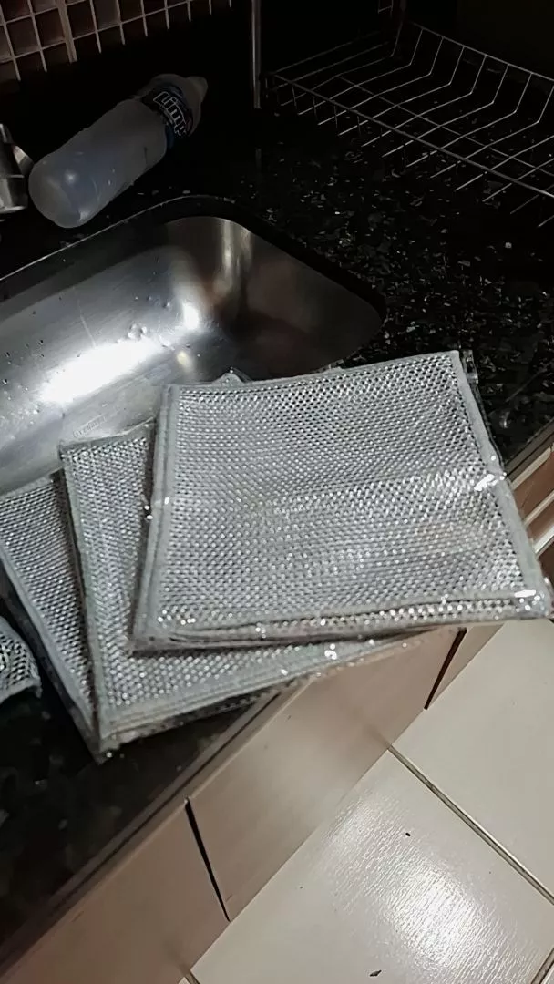 Pano de Limpeza Metálico Multiuso 20x20cm Antioleosidade para Fogão, Pratos e Panelas IZECLEAN PRO photo review