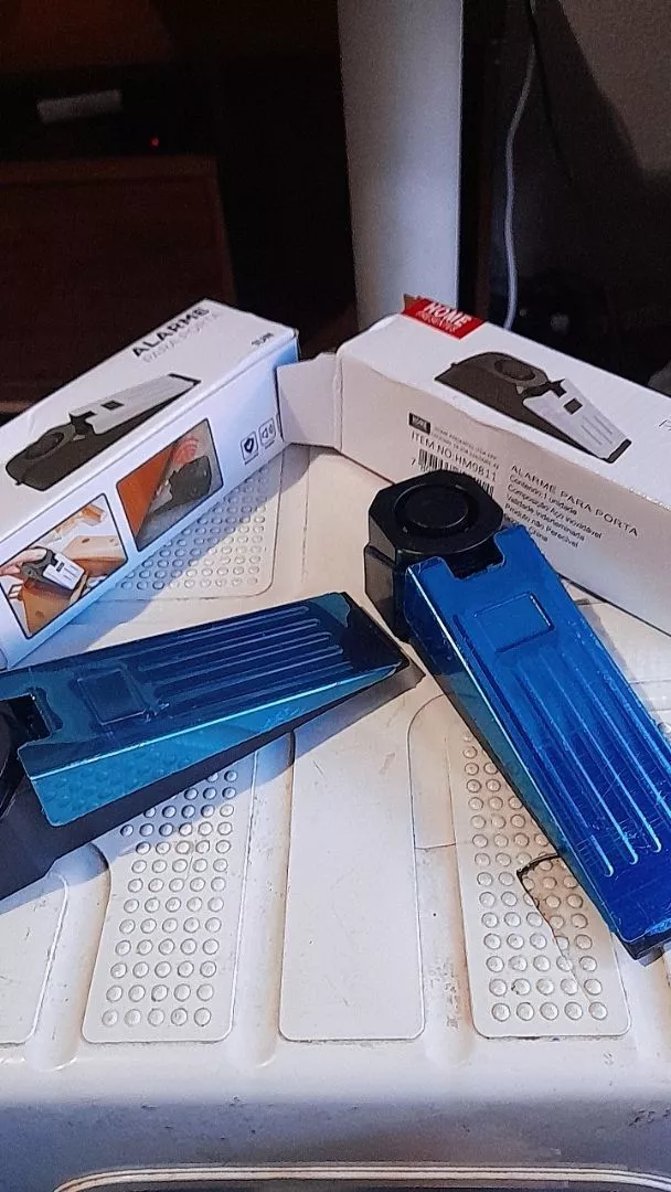 Alarme de Porta Portátil Sem Fio com Sensor de Segurança e Aviso Sonoro IZELOCK SAFE photo review