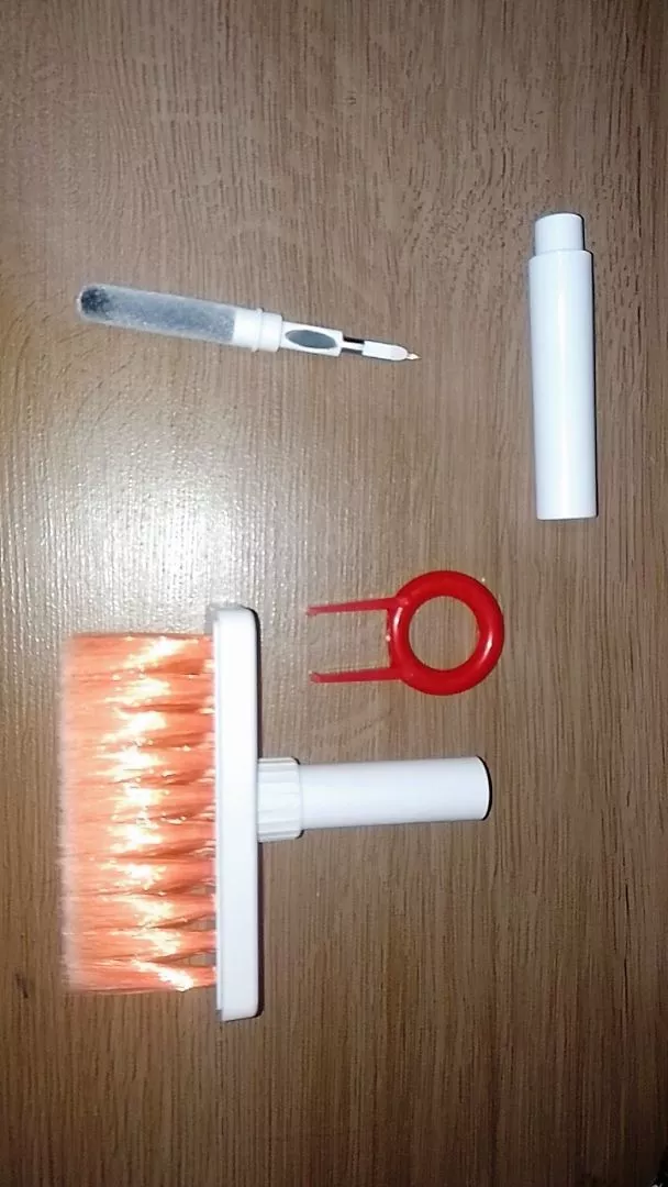 Kit Limpeza 5 em 1 Fones Sem Fio, Teclado, Headset Cerdas Macias IZECLARITY PRO photo review