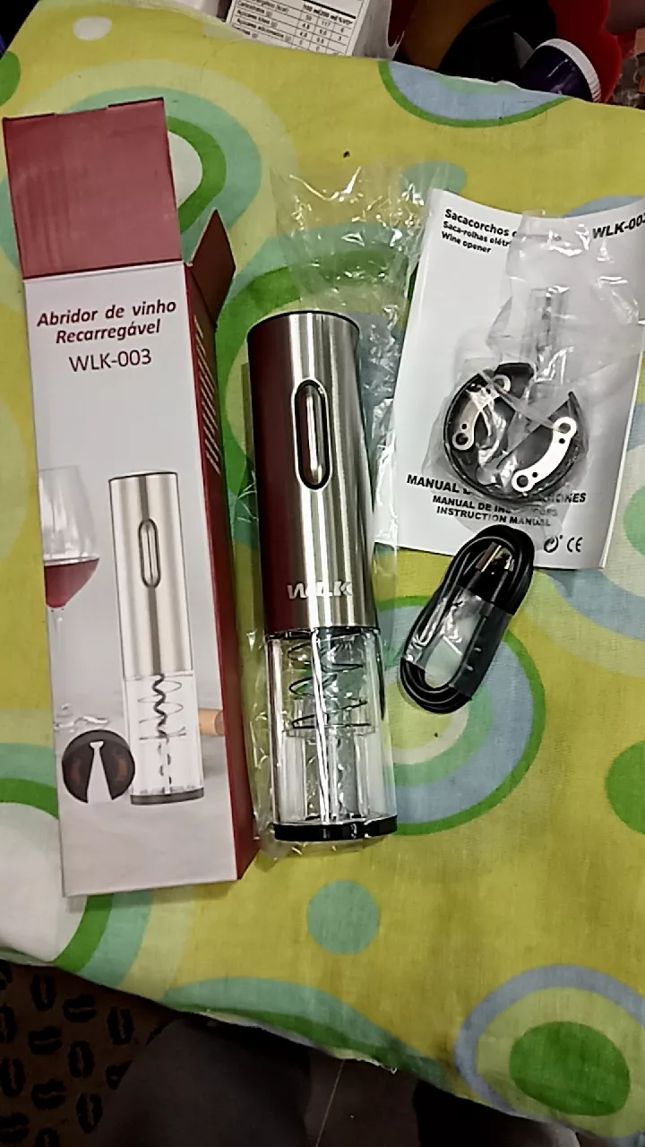 Abridor de Vinho Elétrico Recarregável Inox com Tampa a Vácuo IZEOPEN PRO photo review