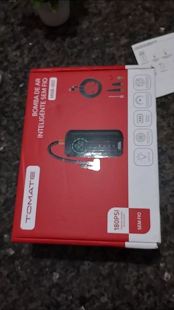 Bomba de Ar Inteligente Sem Fio 180PSI LED PowerBank Portátil IZEINFLATE PRO photo review