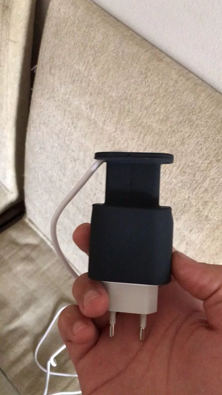 Suporte Organizador Carregador iPhone Silicone Compacto IZEORDER PRO photo review
