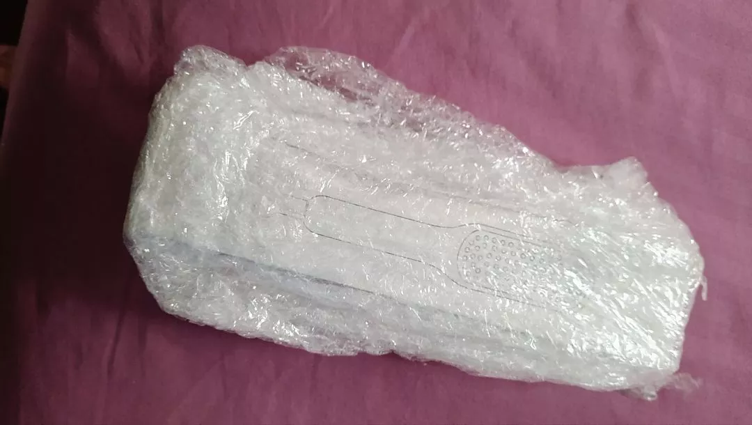 Pente Mágico Retrátil Antiestático Massagem Para Cabelos Lisos IZEHAIR FLEX photo review