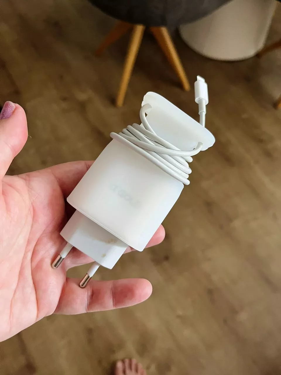 Suporte Organizador Carregador iPhone Silicone Compacto IZEORDER PRO photo review