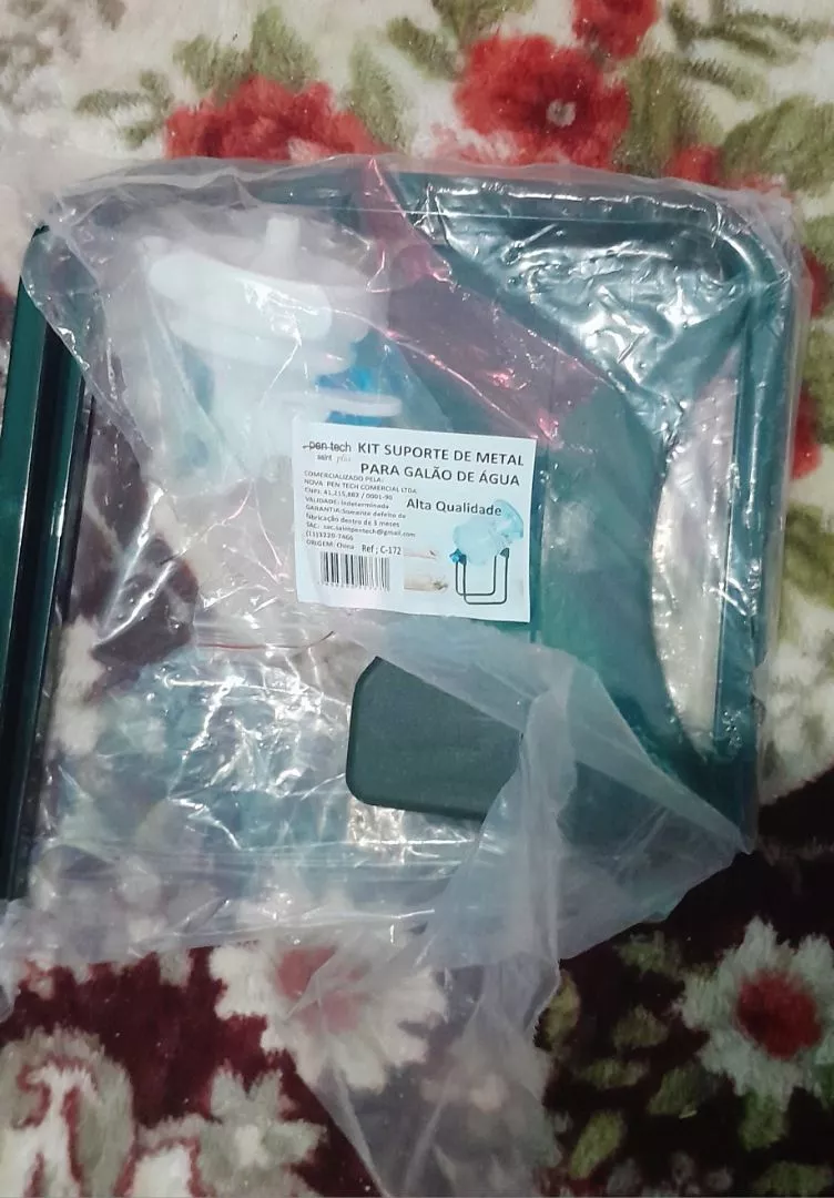 Suporte para Galão de Água 3 a 5 Litros com Válvula Antigotejamento IZEHYDRO PRO photo review