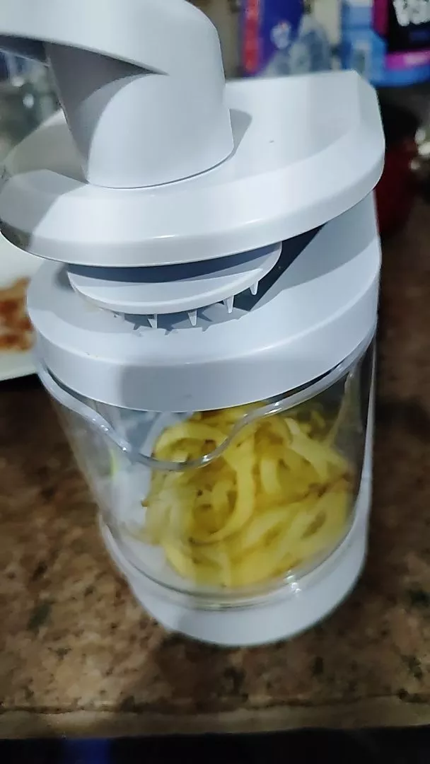Cortador Fatiador Espiralizador 4 em 1 Lâminas Ajustáveis Ventosa ZOLELE IZEVEGGIE PRO photo review