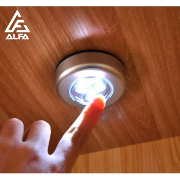 Luz LED Adesiva Sem Fio 3 Lâmpadas Touch Portátil para Armário 45g IZESECURE LIGHT